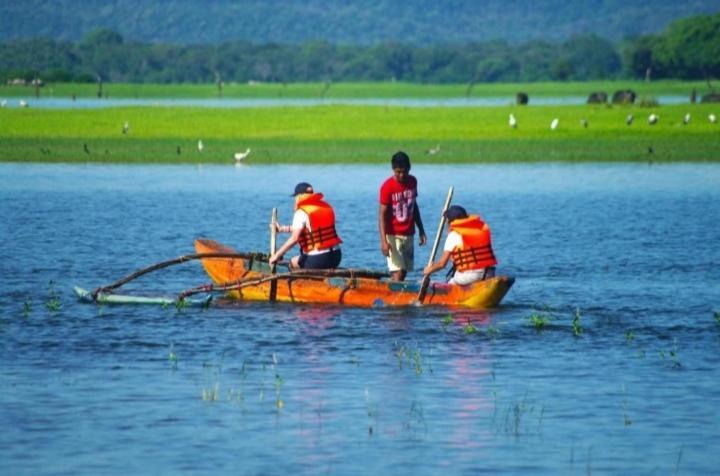 Arani Homestay Polonnaruwa Bagian luar foto