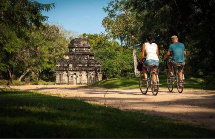 Arani Homestay Polonnaruwa Bagian luar foto